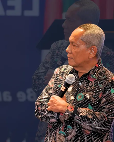 Prof. dr. Tjandra Yoga Aditama