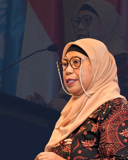 Dr. Agustin Kusumayati